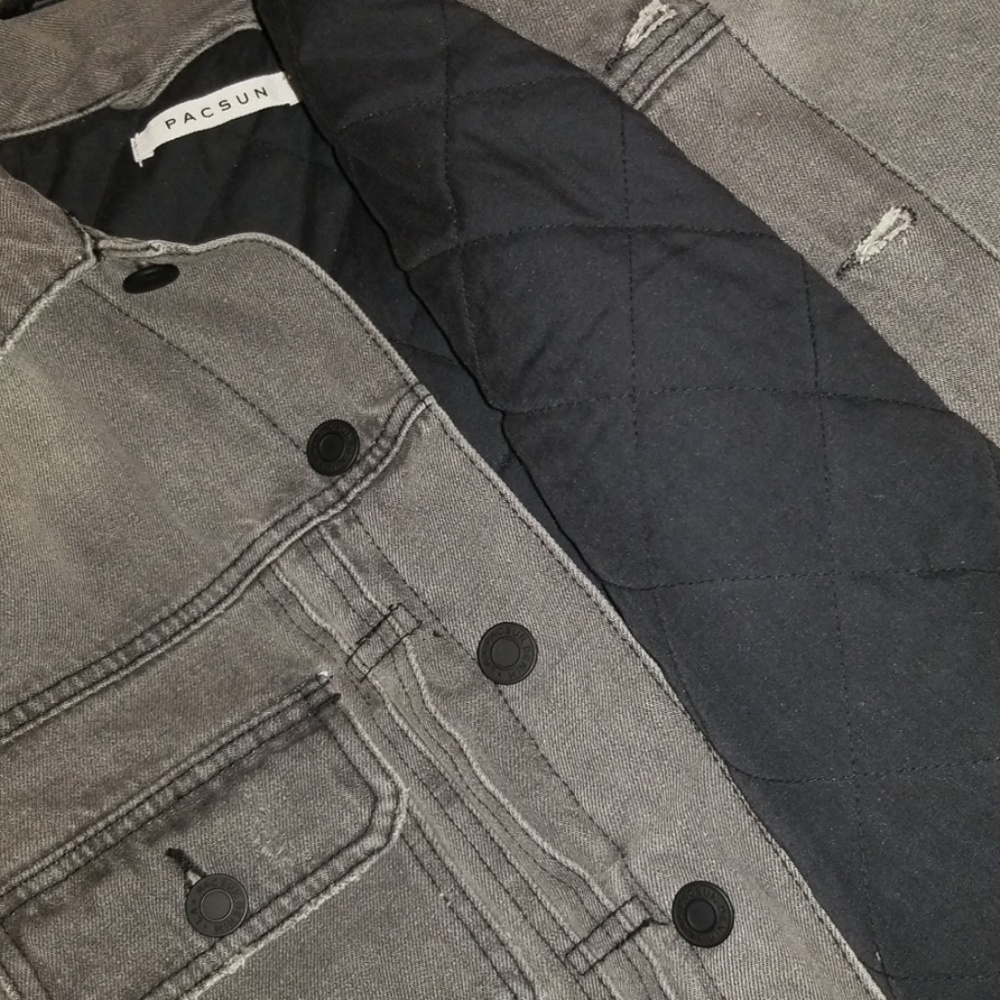 Jean jacket - Picture 3 of 3